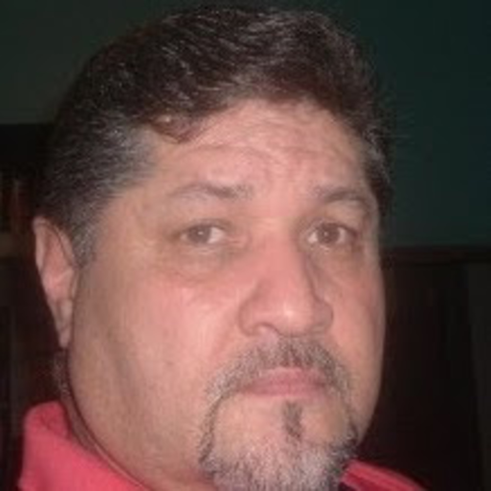 Meet your Posher, Tomas